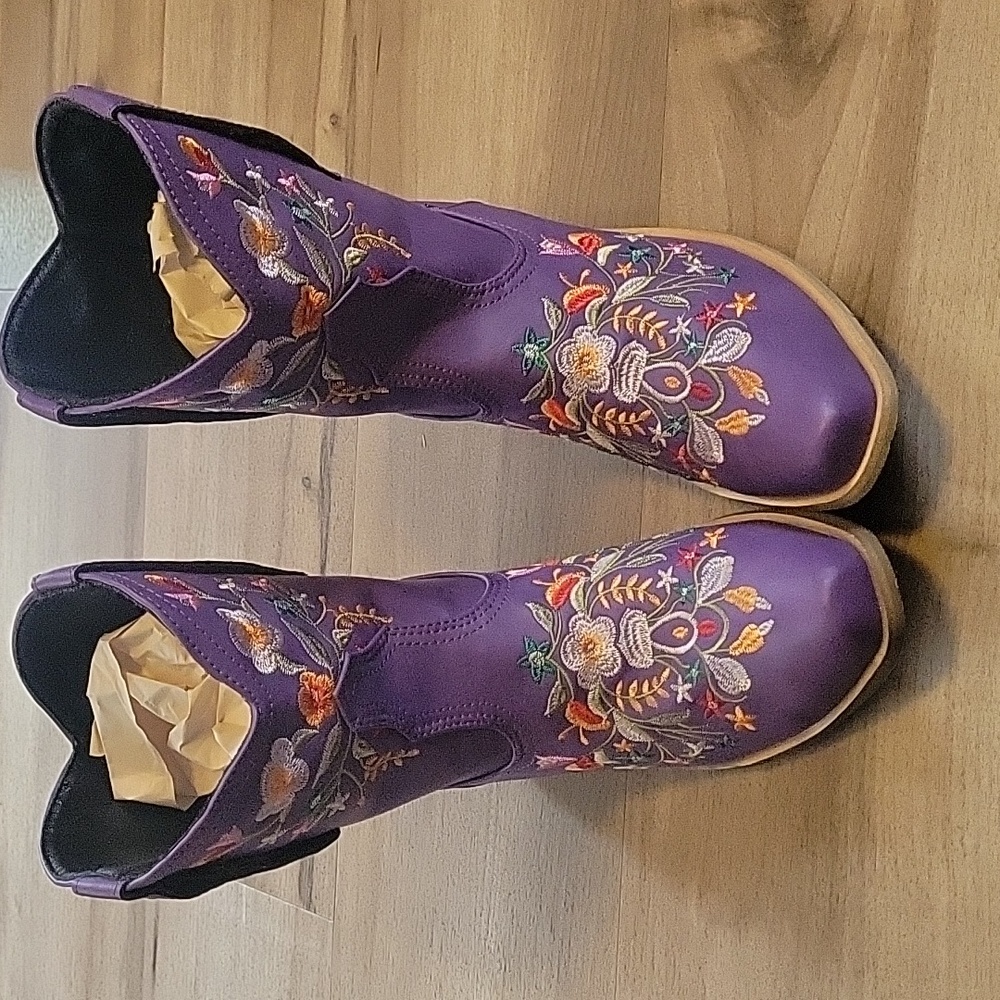 Womens western embroidered ankle boots